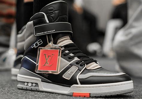 libro louis vuitton virgil abloh|Virgil Abloh Louis Vuitton sneakers.